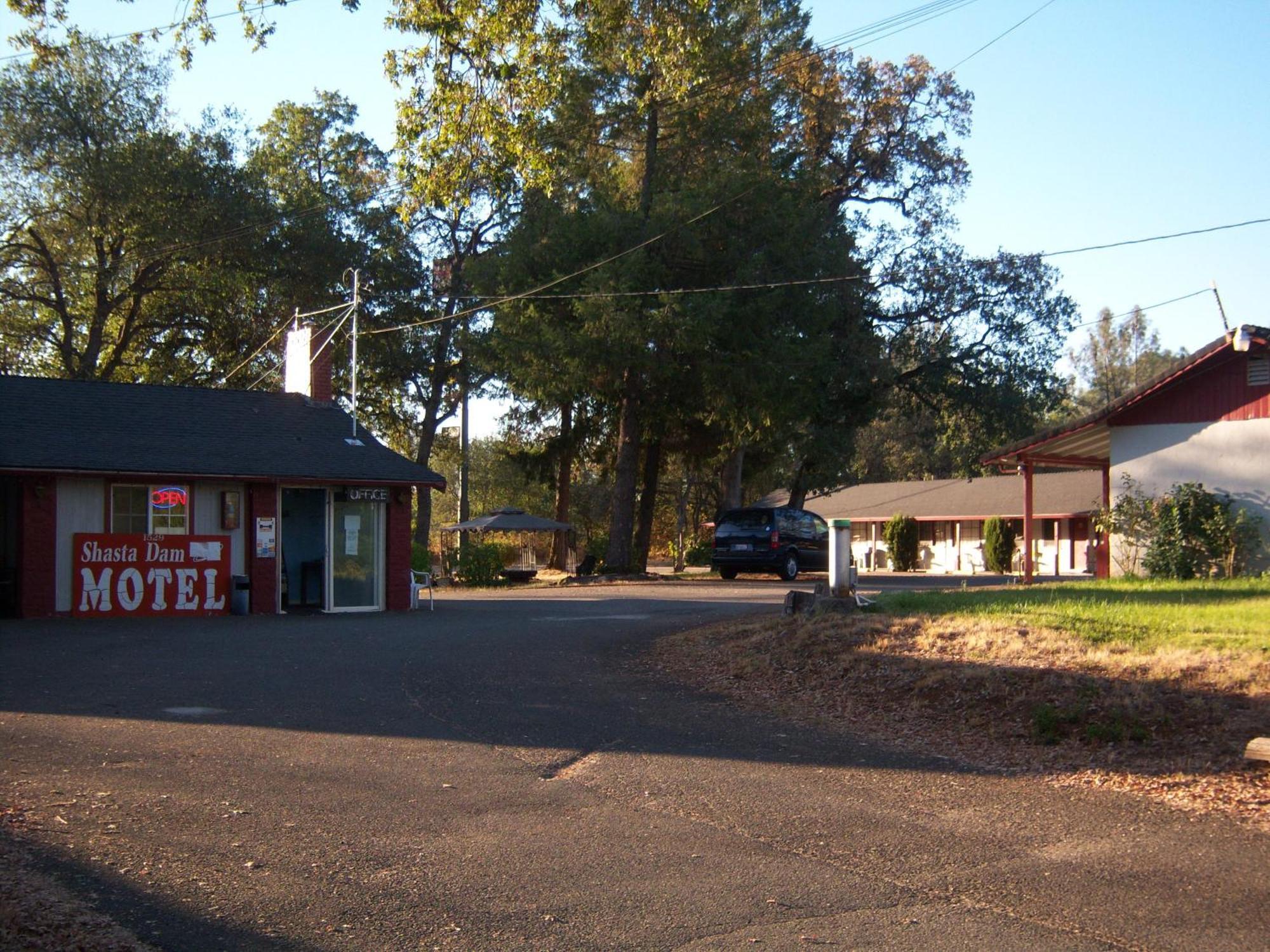 Shasta Dam Motel Shasta Lake Esterno foto