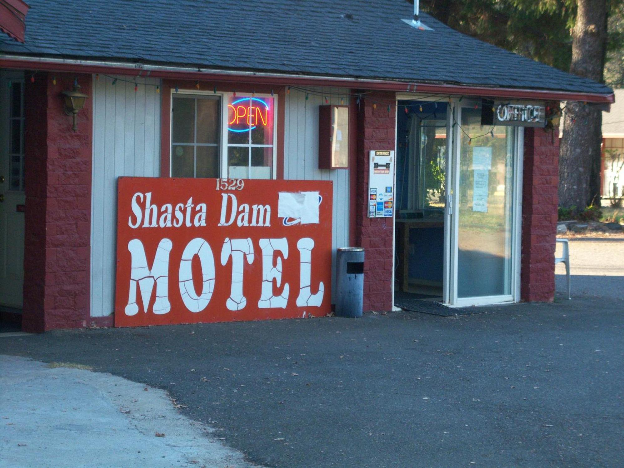 Shasta Dam Motel Shasta Lake Esterno foto